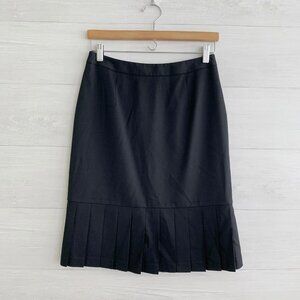 Brooks Brothers - Black straight skirt pleated flare hem wool, sz 6